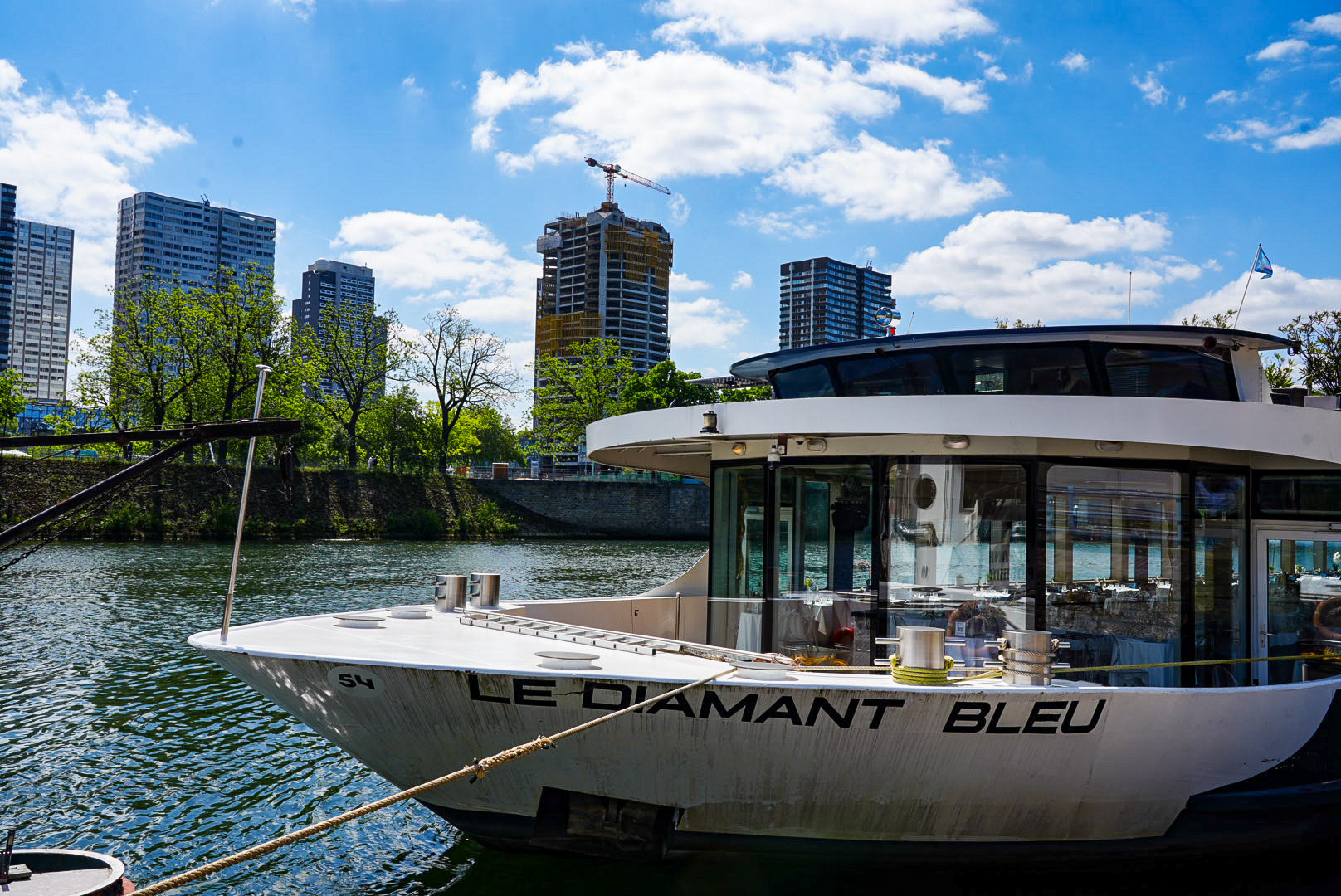 Brunch Gourmand — Le Diamant Bleu